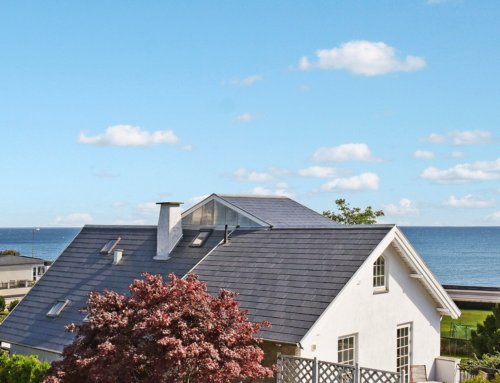 Nyt naturskifertag på Strandvejen nord for København