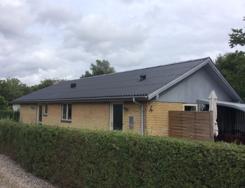 Villaen i Skanderborg fik renoveret det eksisterende tag.