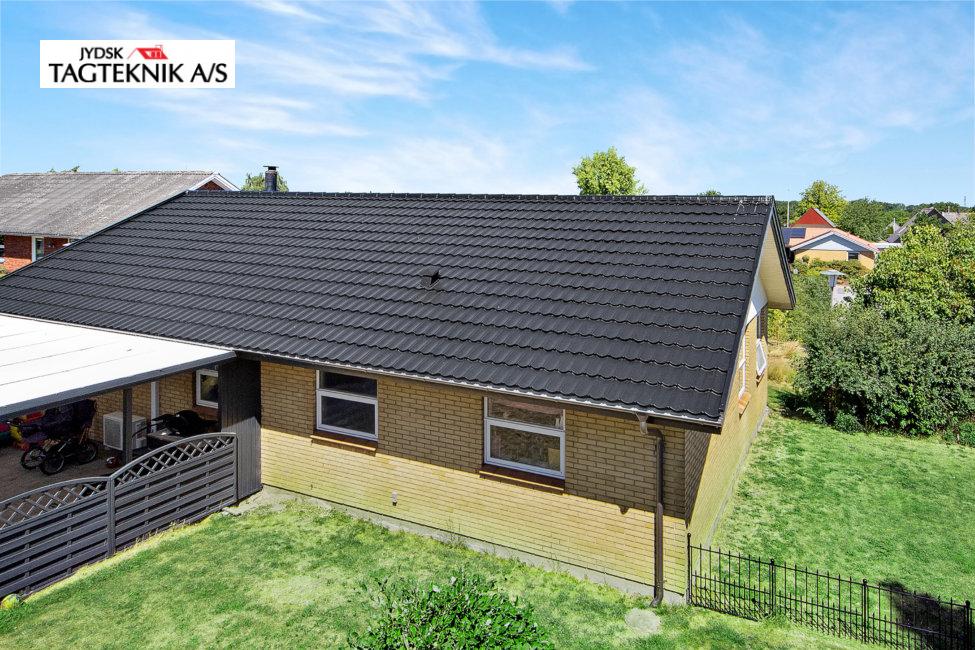 Murstensvilla fra 70erne med decra tag
