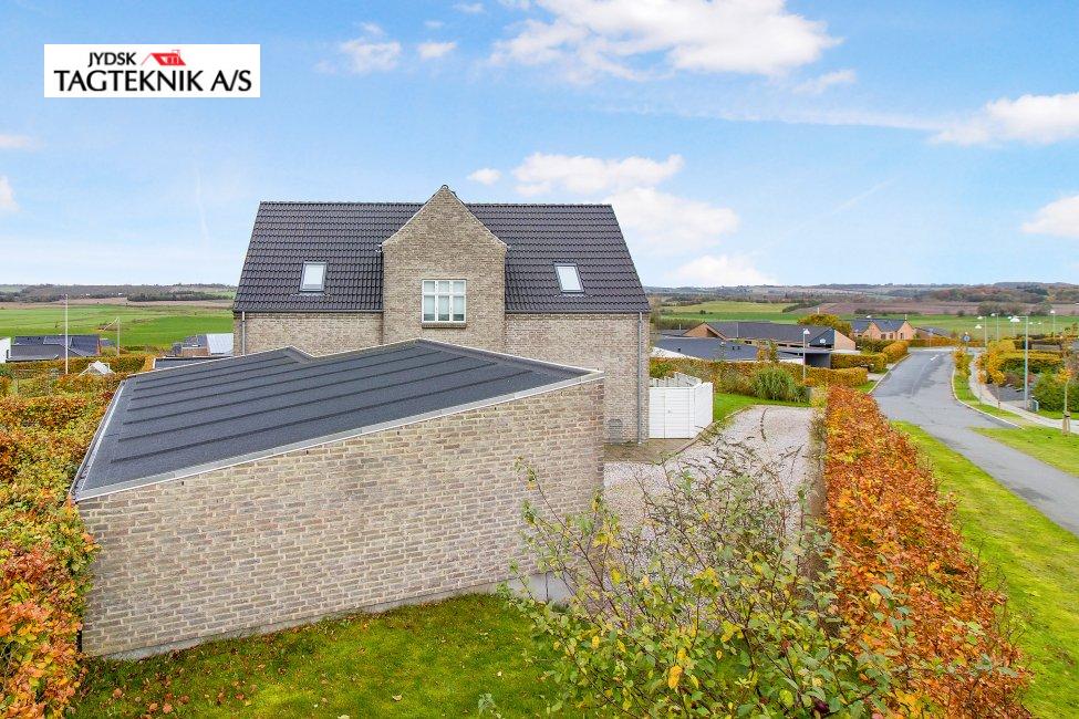 Tagpap tag på garage